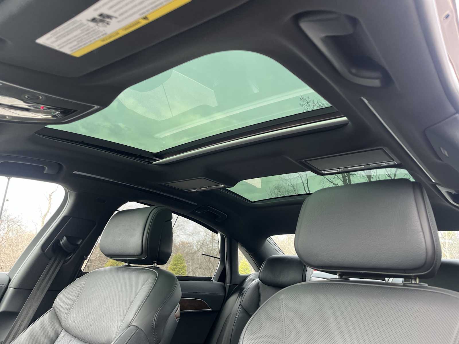 Thumbnail: 2023 Audi A8 - 31