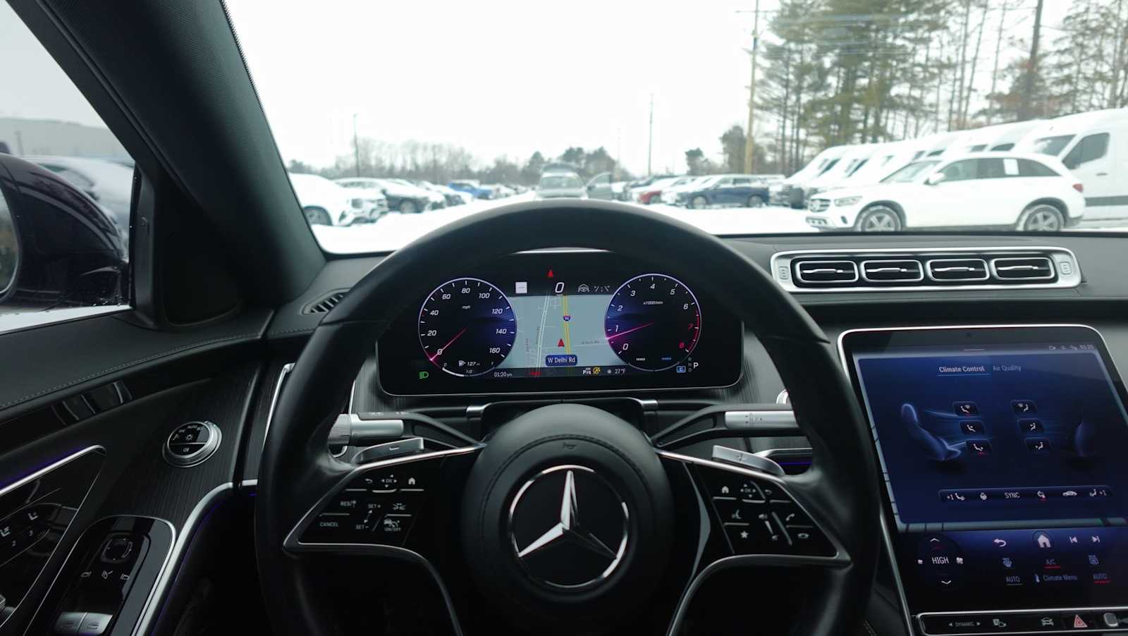 Thumbnail: 2022 Mercedes-Benz S-Class - 17