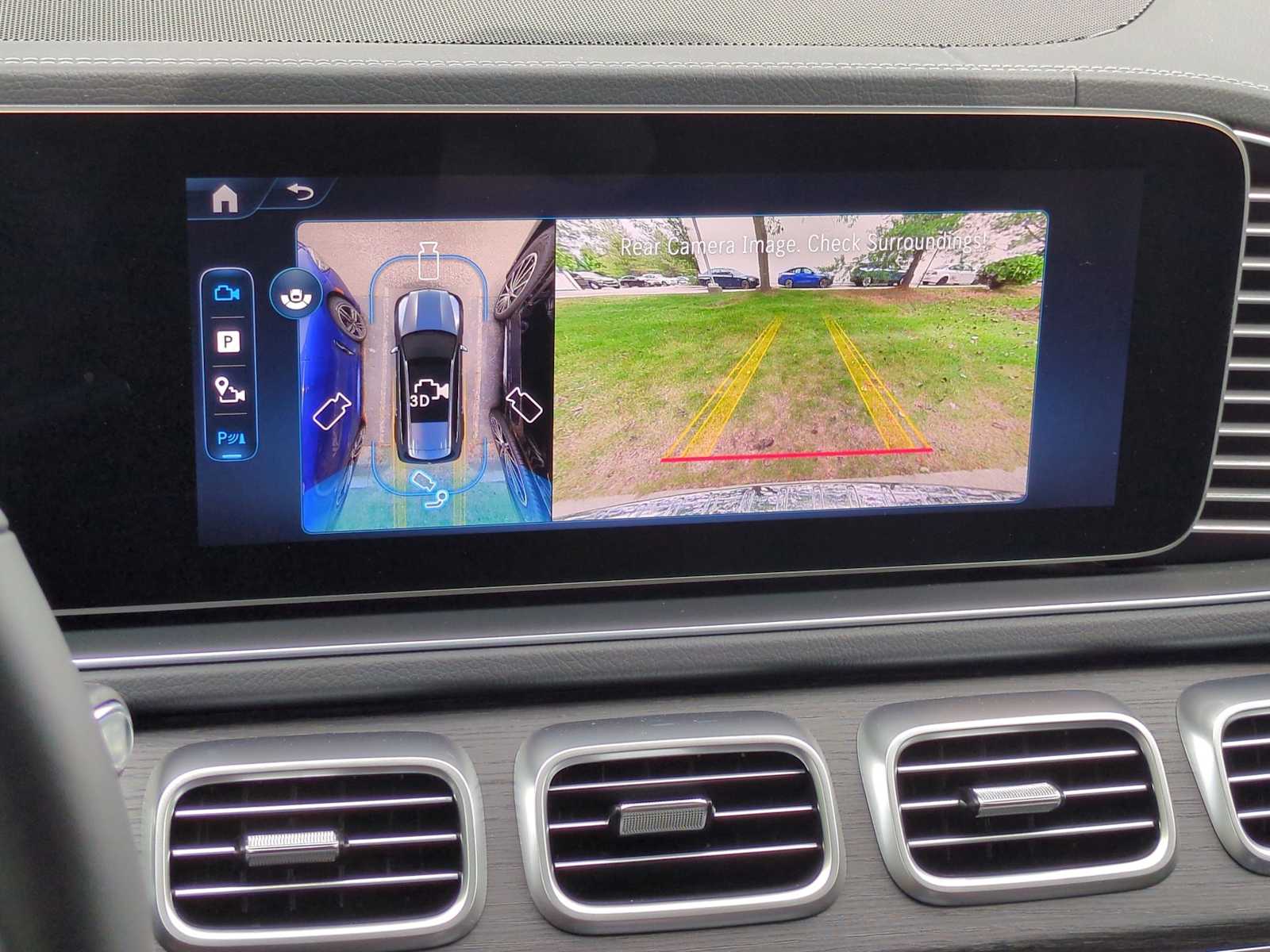 Thumbnail: 2025 Mercedes-Benz GLS - 32