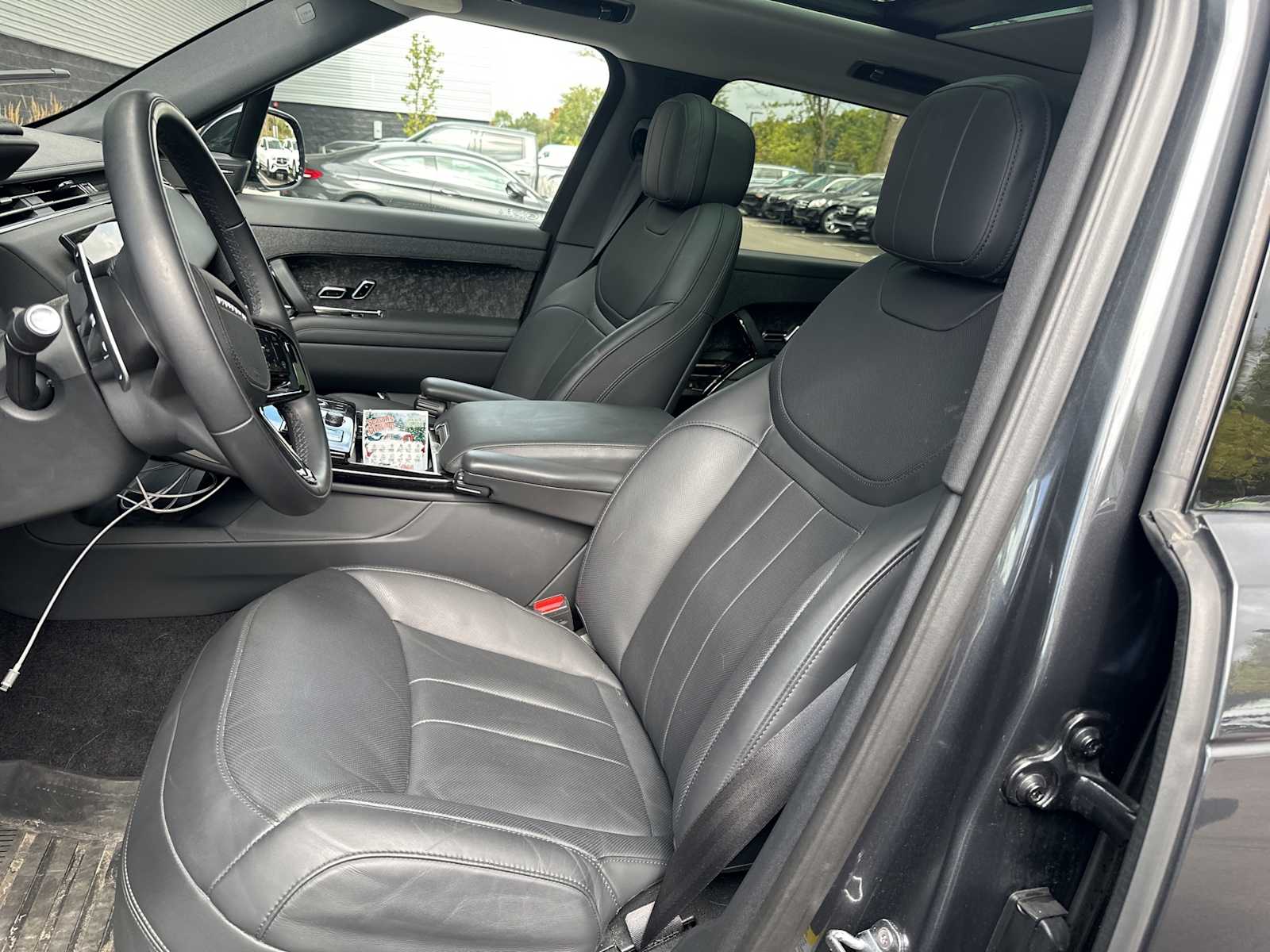 Thumbnail: 2023 Land Rover Range Rover Sport - 19