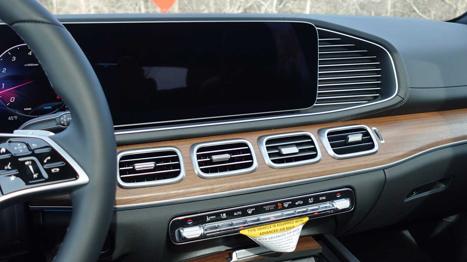 Thumbnail: 2026 Mercedes-Benz GLE - 38