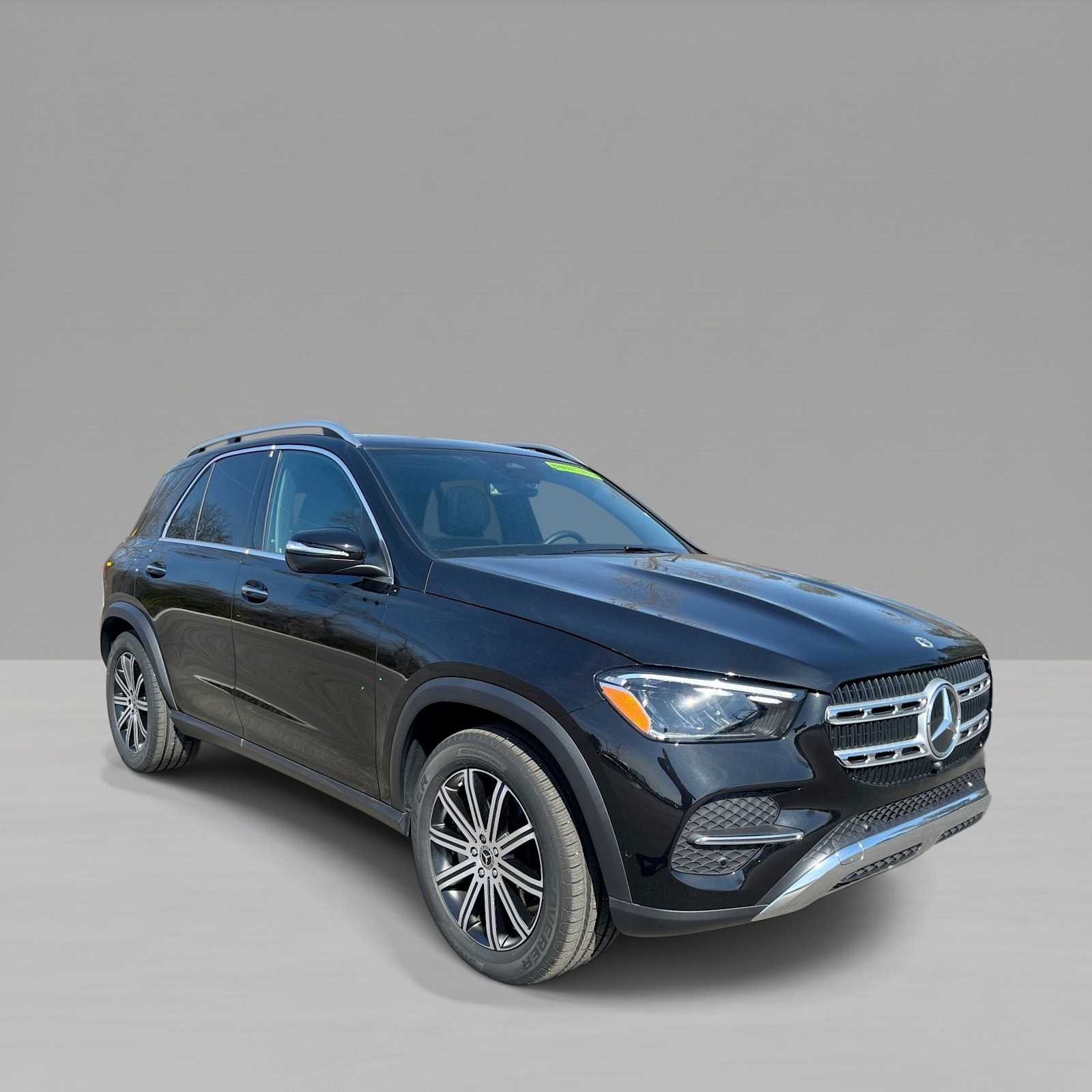 Thumbnail: 2026 Mercedes-Benz GLE - 2