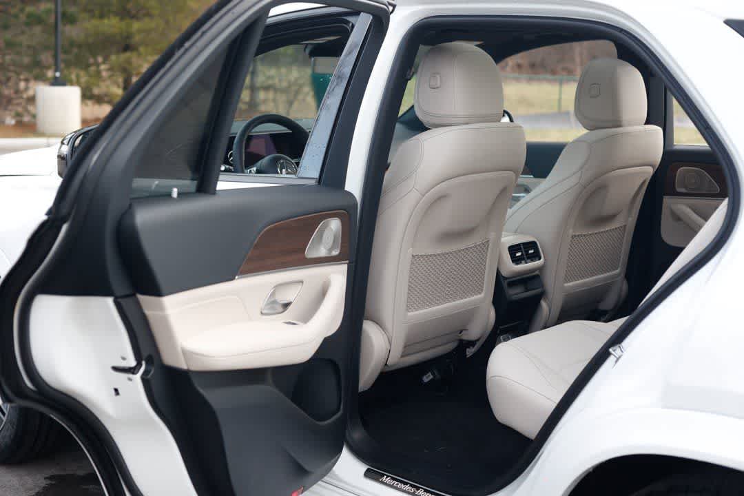 Thumbnail: 2026 Mercedes-Benz GLE - 14