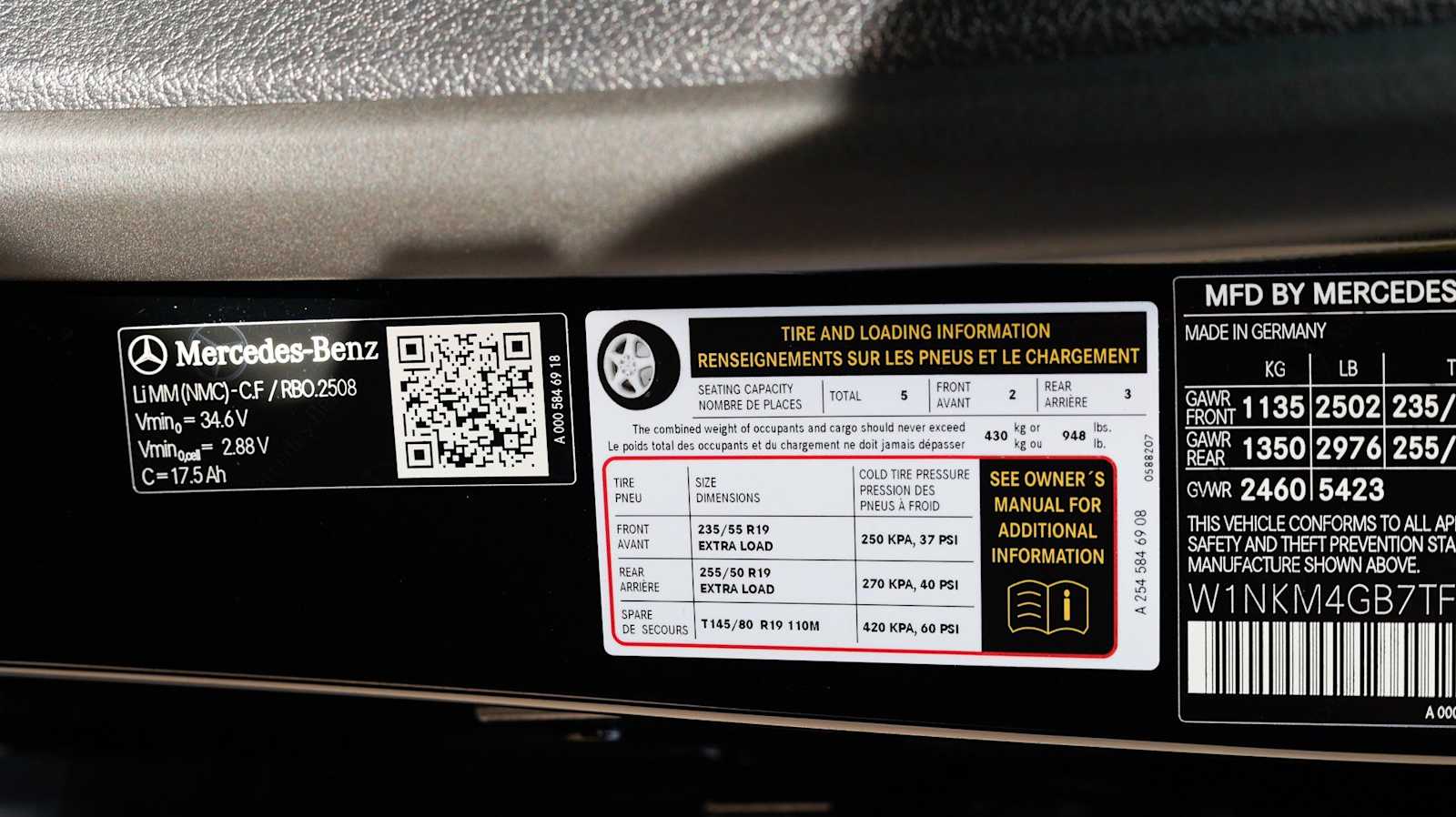 Thumbnail: 2026 Mercedes-Benz GLC - 32