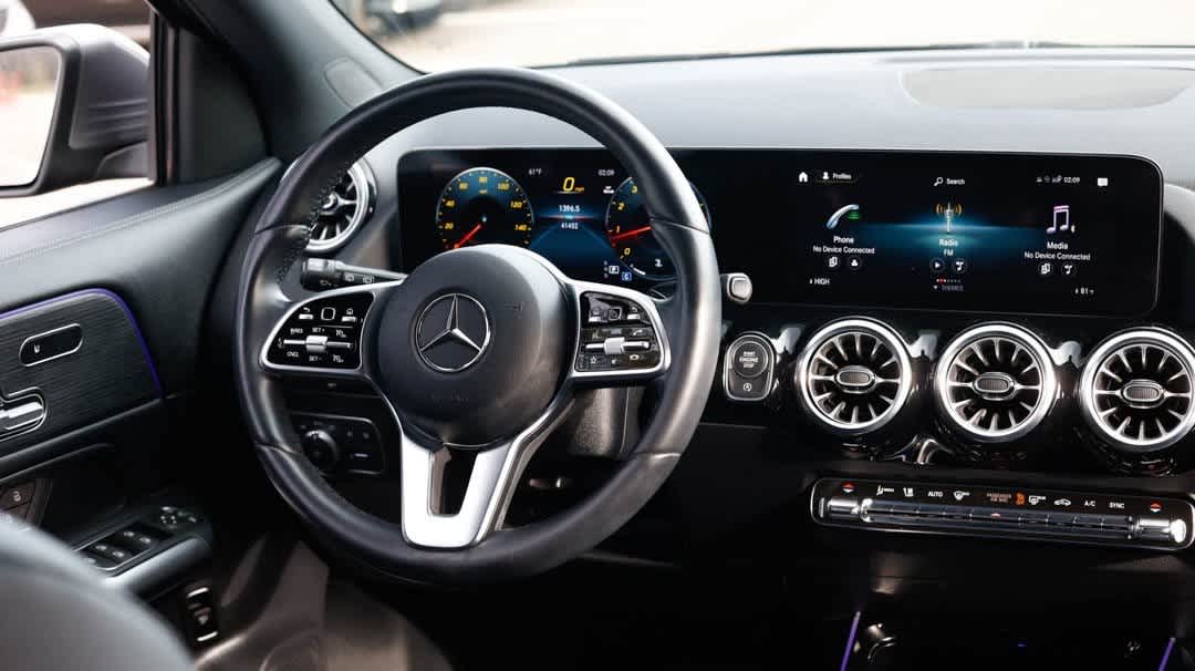 Thumbnail: 2023 Mercedes-Benz GLA - 17