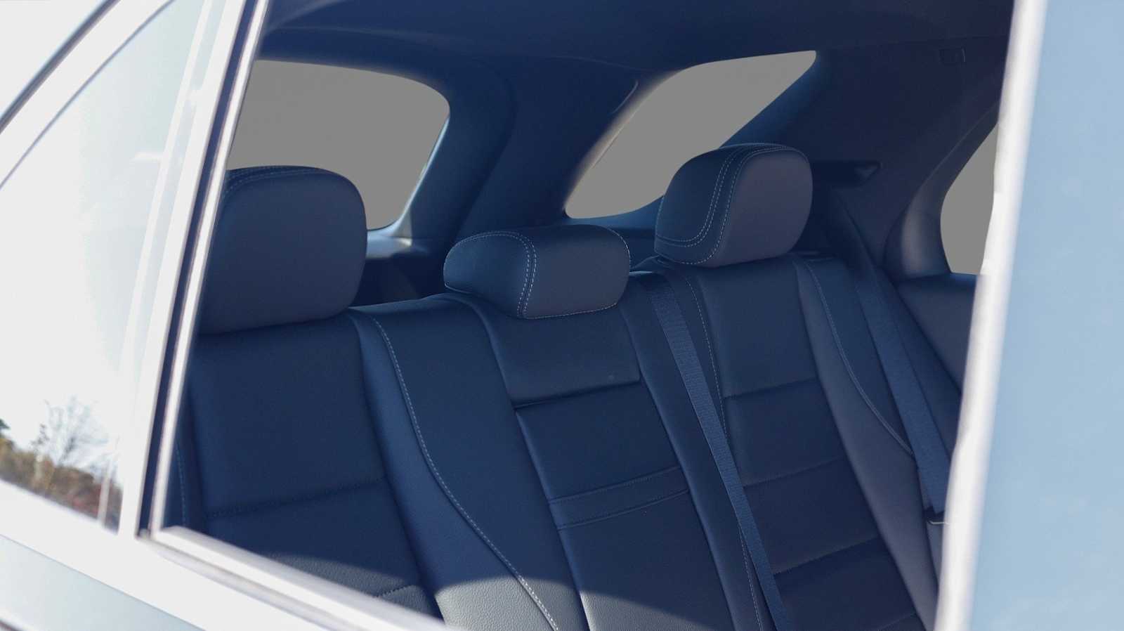 Thumbnail: 2025 Mercedes-Benz GLE - 16