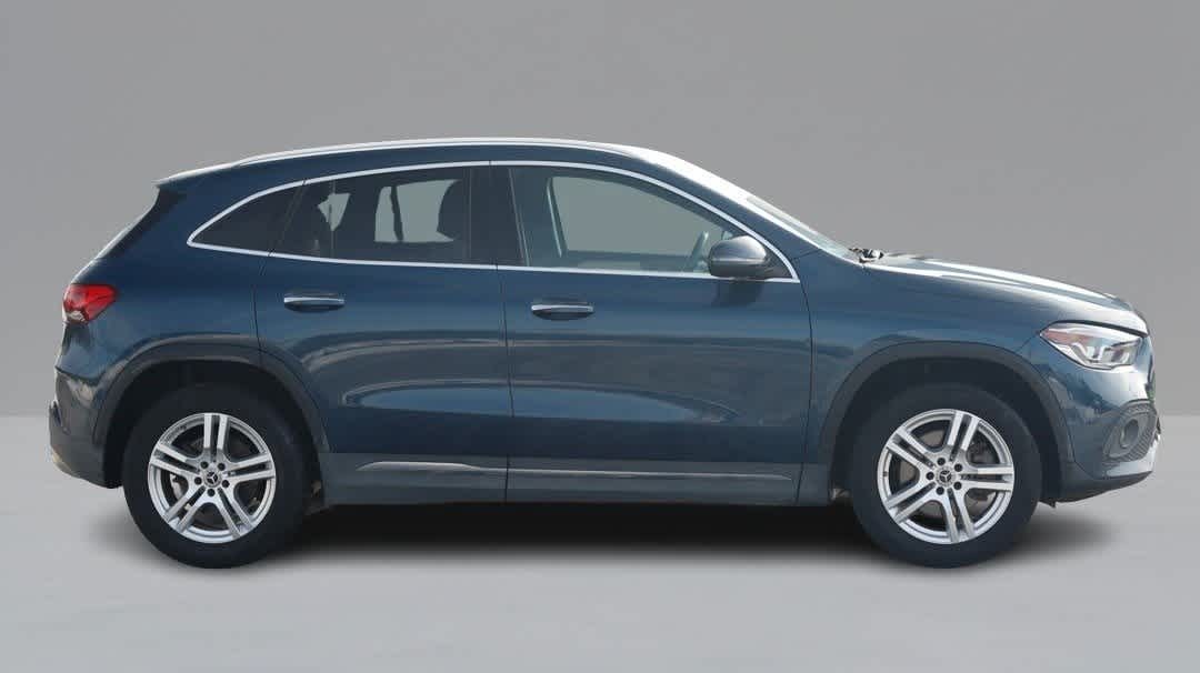 Thumbnail: 2021 Mercedes-Benz GLA - 4