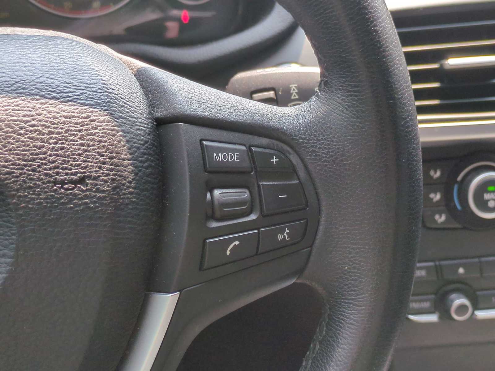 Thumbnail: 2011 BMW X3 - 24