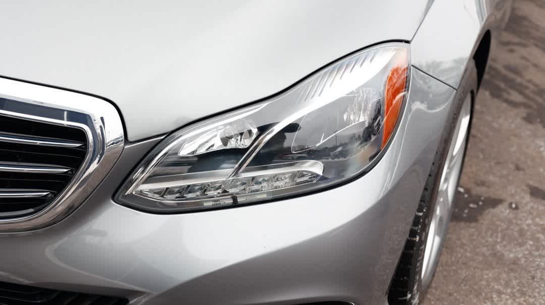 Thumbnail: 2014 Mercedes-Benz E-Class - 14