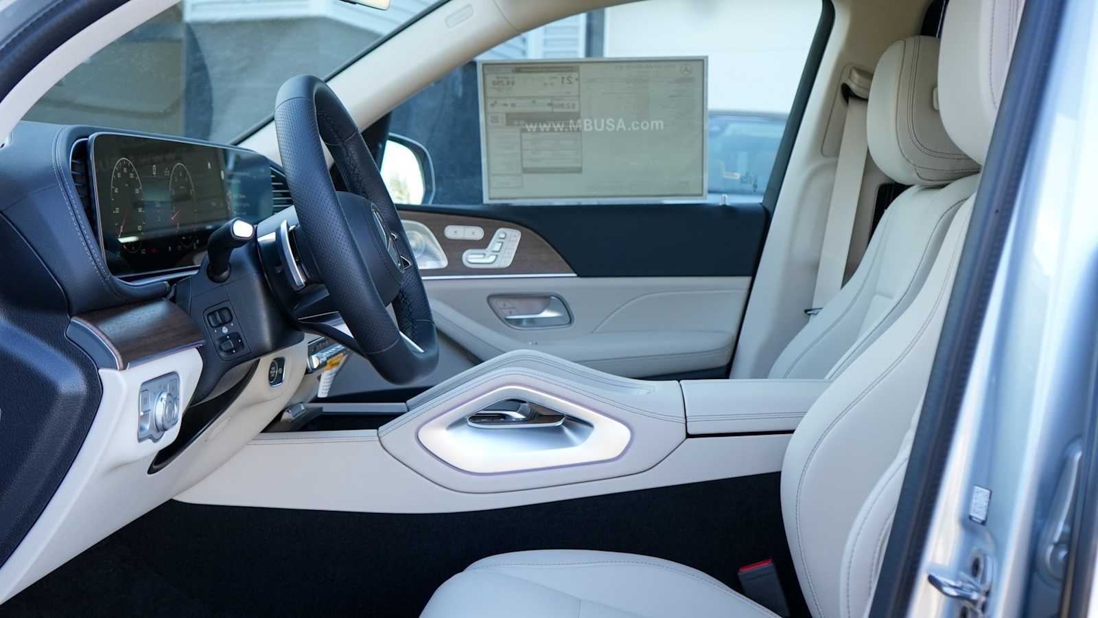 Thumbnail: 2026 Mercedes-Benz GLS - 35