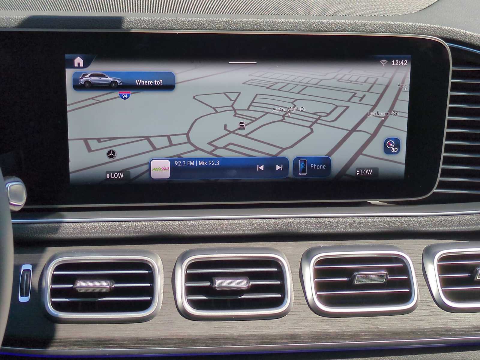 Thumbnail: 2026 Mercedes-Benz GLE - 31