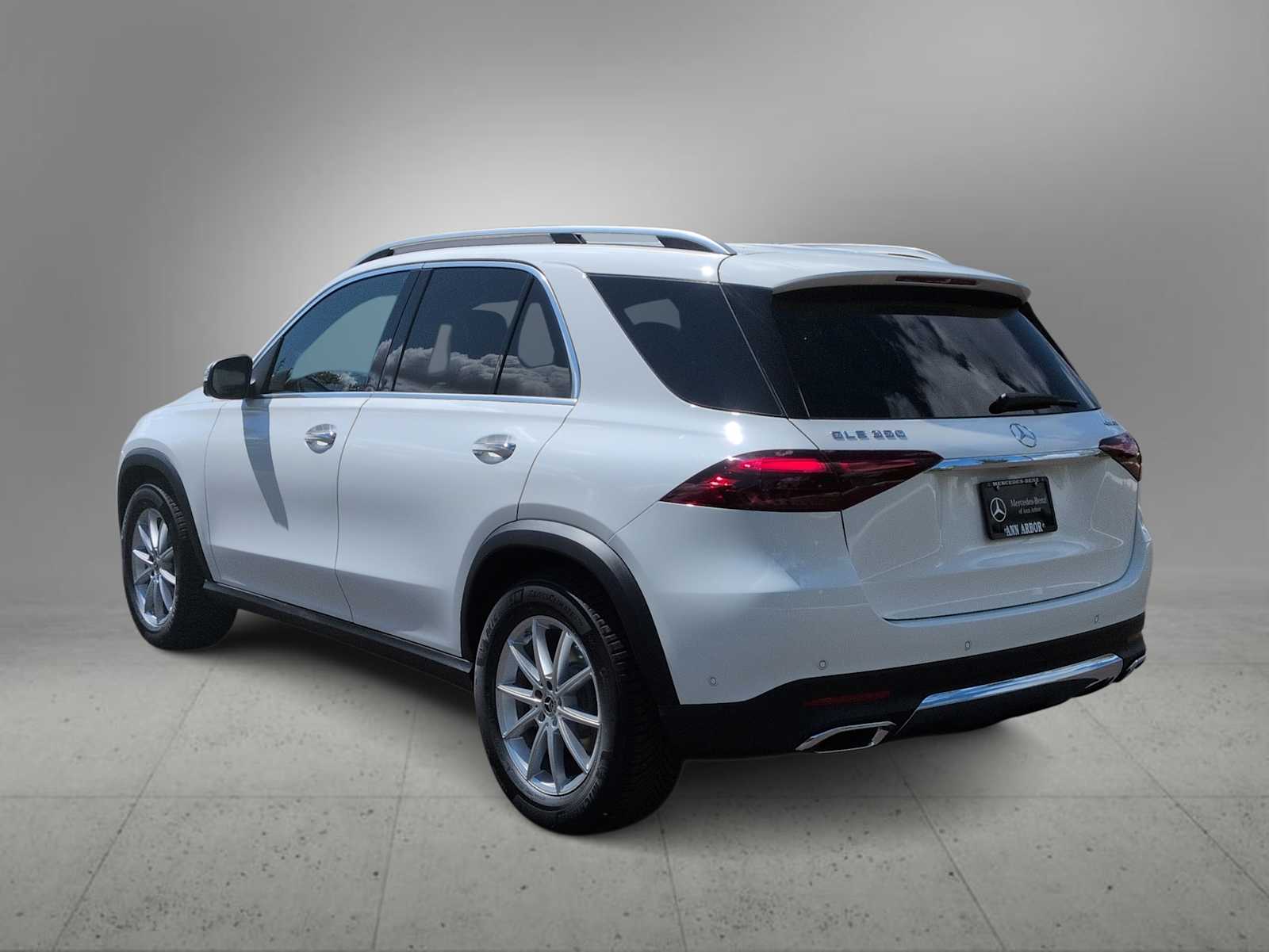 Thumbnail: 2026 Mercedes-Benz GLE - 6