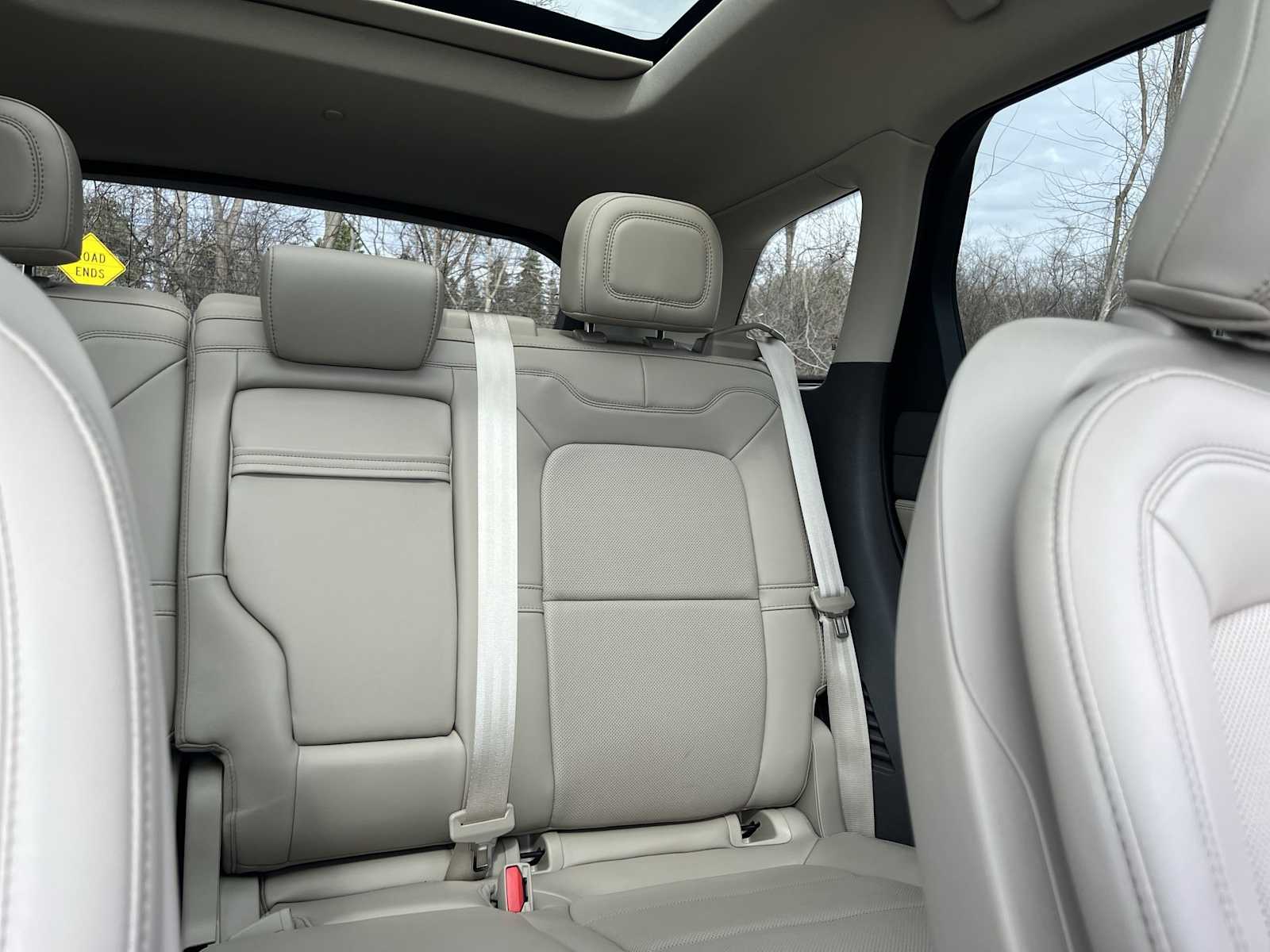 Thumbnail: 2024 Lincoln Corsair - 31