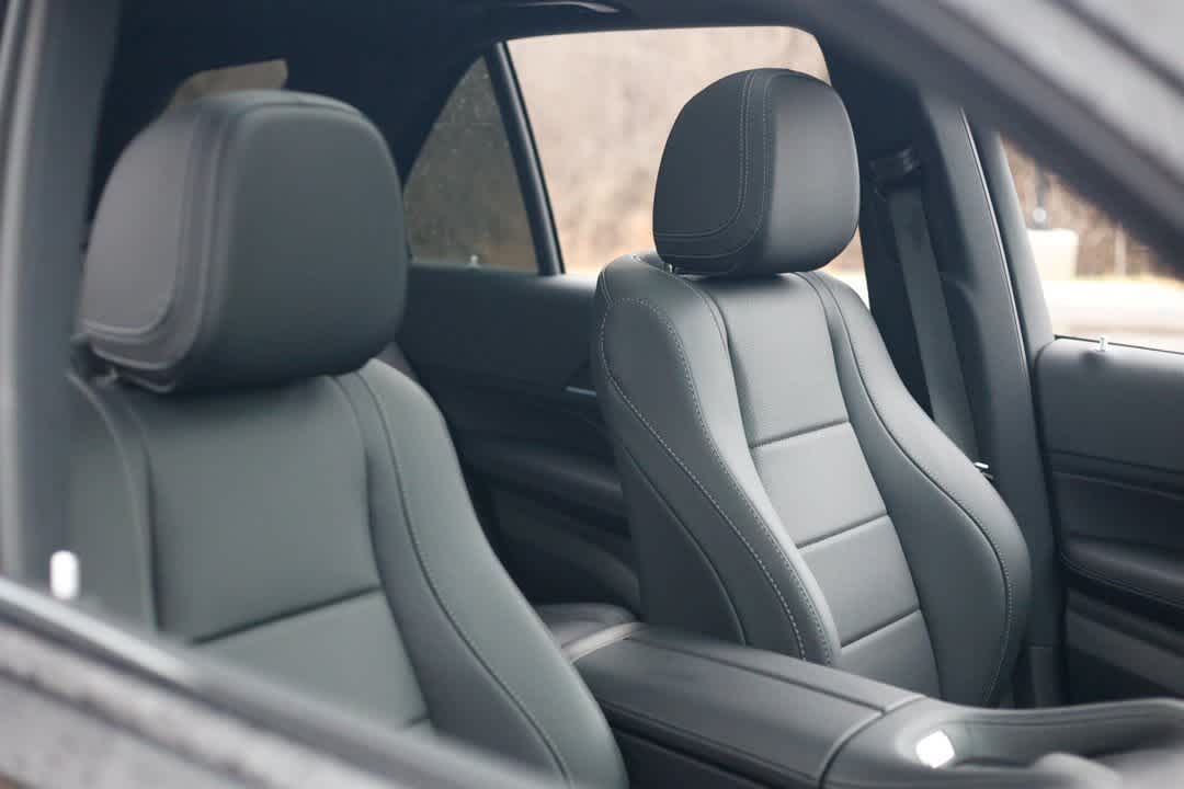 Thumbnail: 2026 Mercedes-Benz GLE - 11