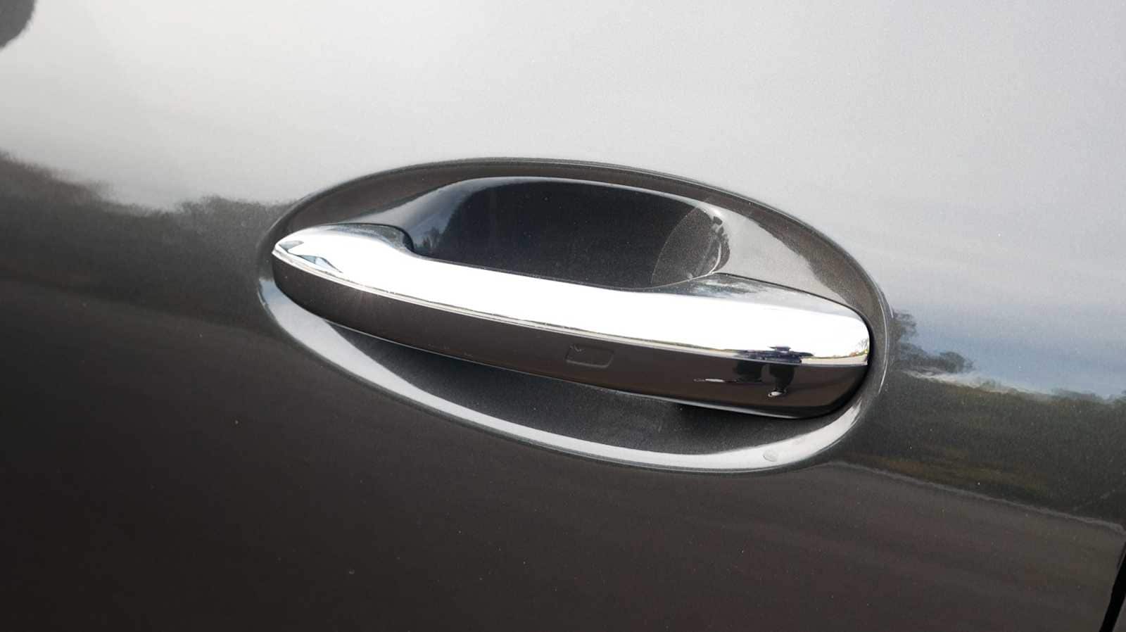 Thumbnail: 2026 Mercedes-Benz GLC - 41