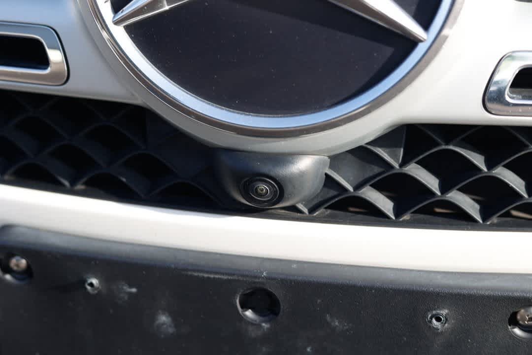 Thumbnail: 2022 Mercedes-Benz GLB - 29