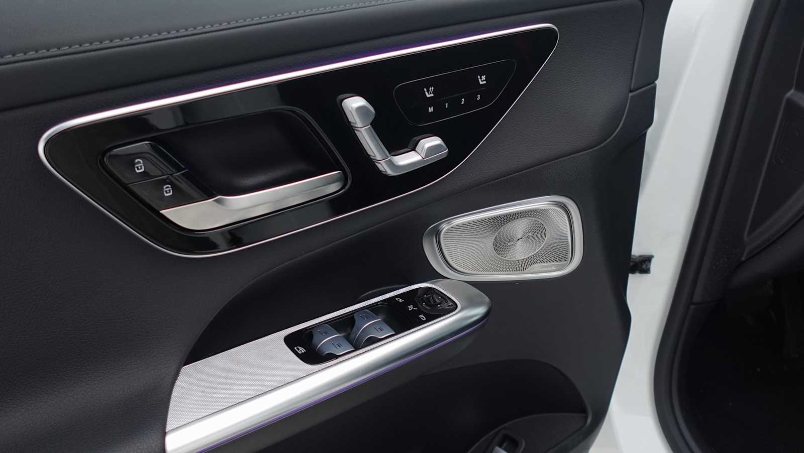 Thumbnail: 2025 Mercedes-Benz GLC - 20