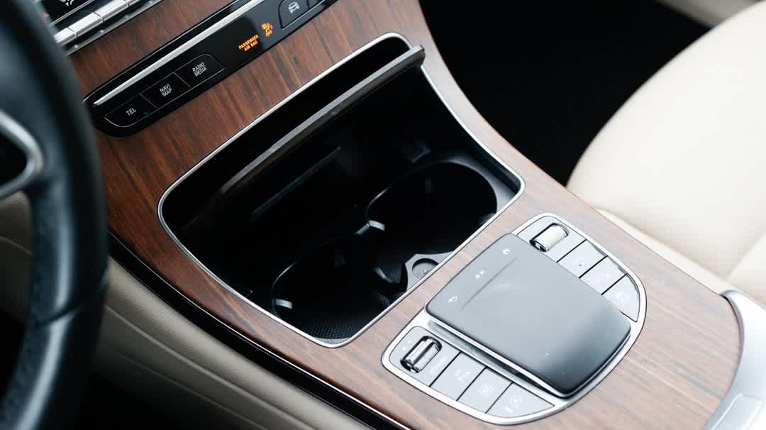 Thumbnail: 2022 Mercedes-Benz GLC - 36