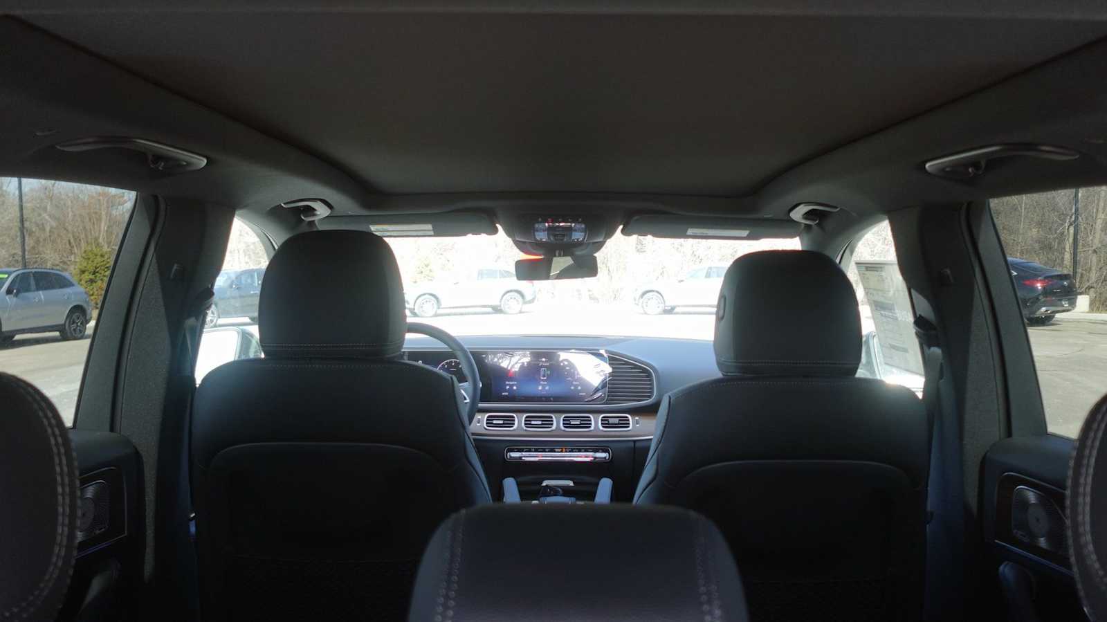 Thumbnail: 2026 Mercedes-Benz GLE - 13