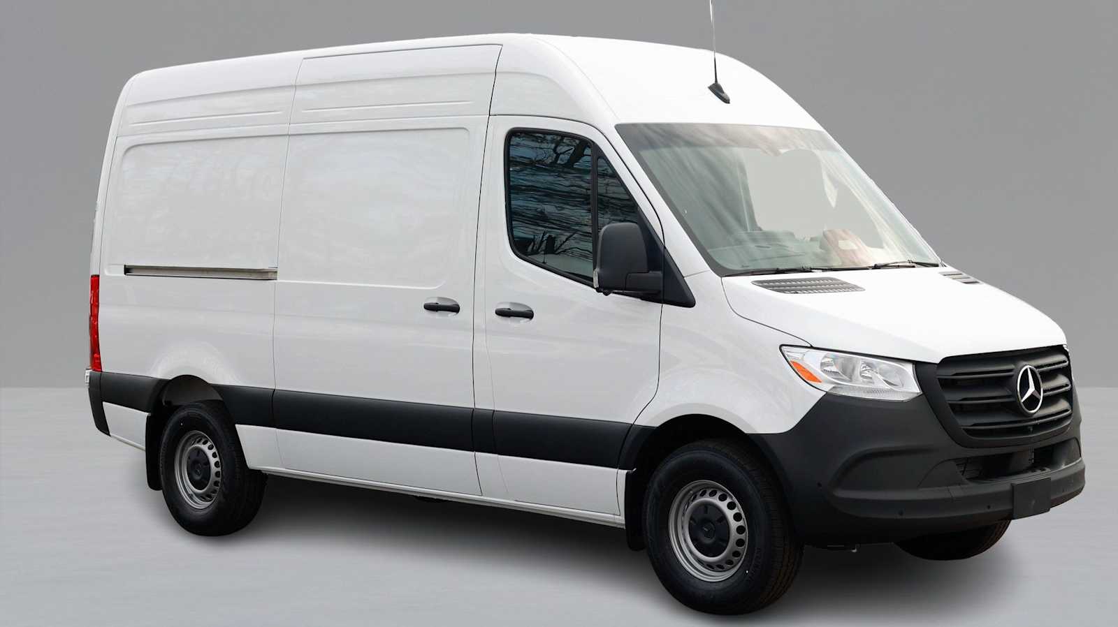 Thumbnail: 2026 Mercedes-Benz Sprinter - 3