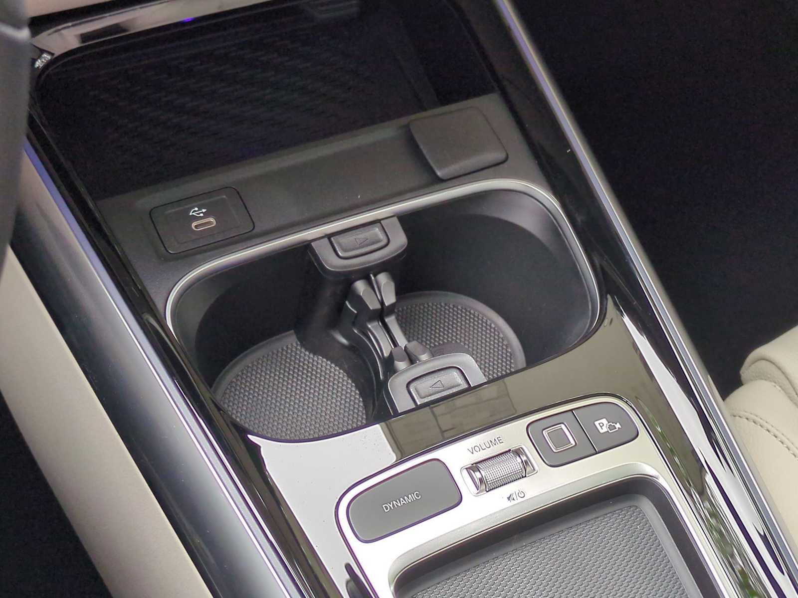 Thumbnail: 2026 Mercedes-Benz GLA - 33