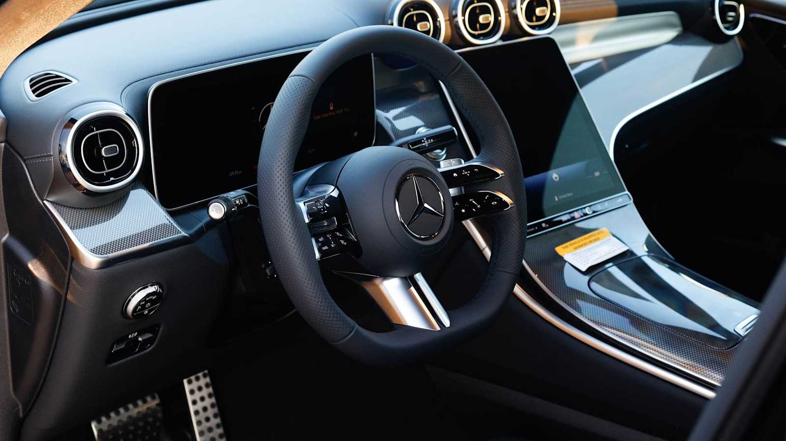 Thumbnail: 2026 Mercedes-Benz GLC - 14