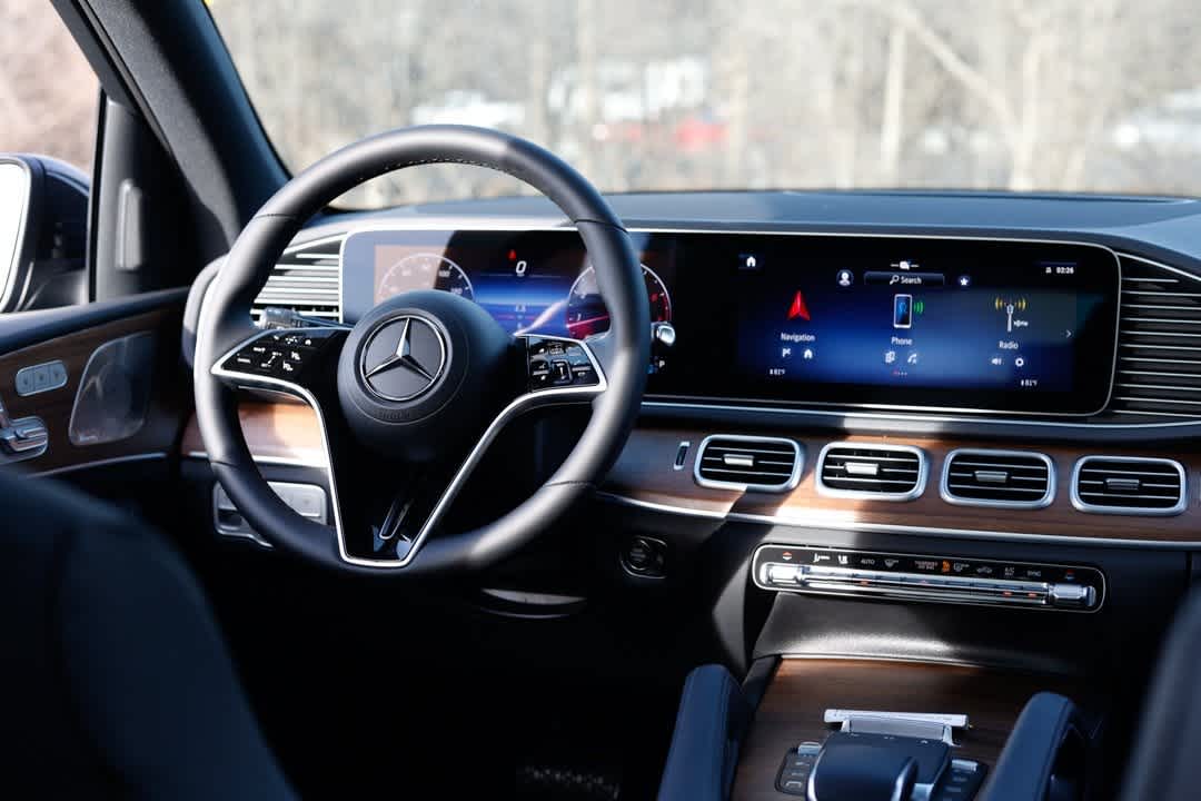 Thumbnail: 2026 Mercedes-Benz GLE - 23