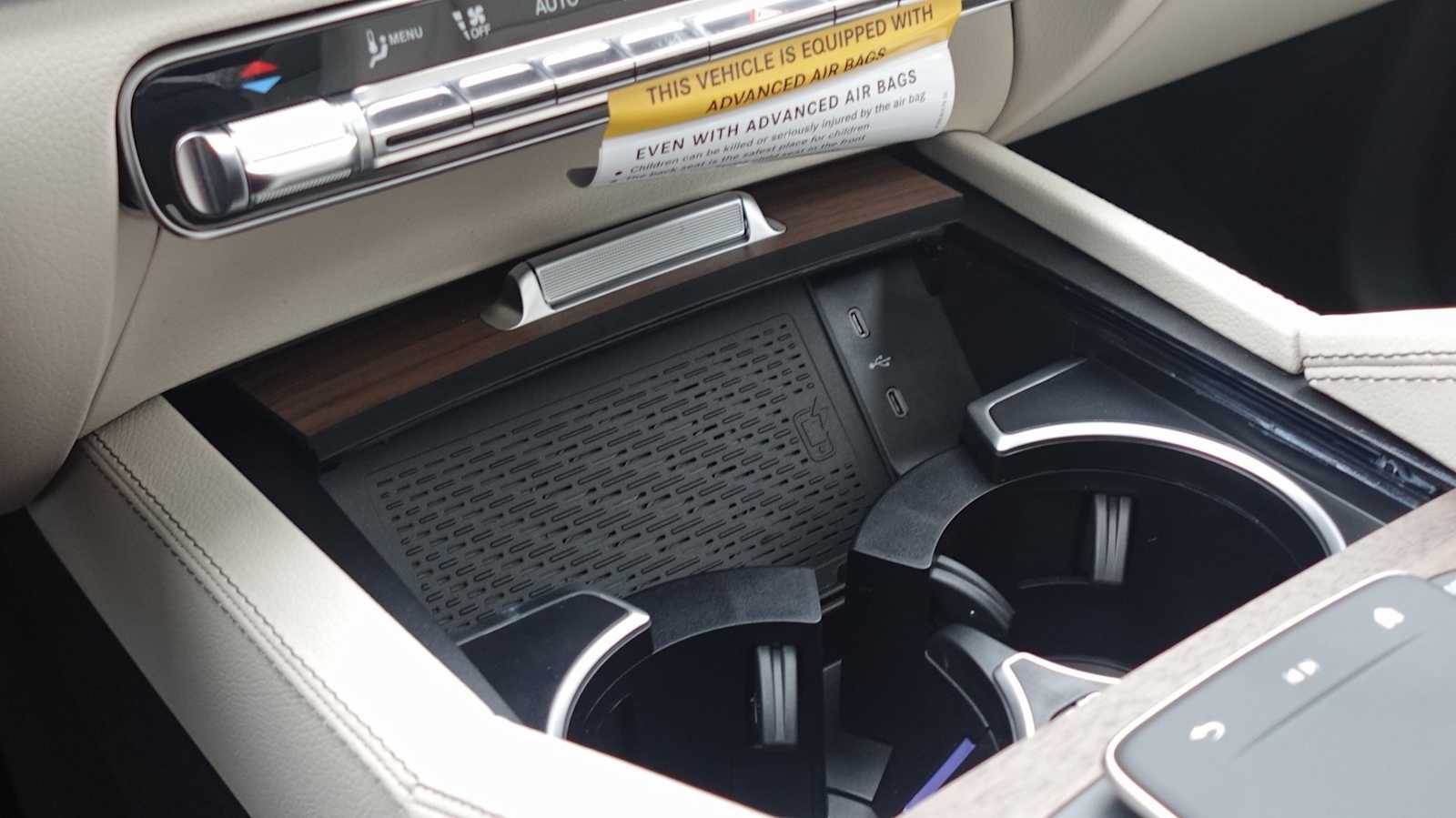 Thumbnail: 2026 Mercedes-Benz GLE - 33