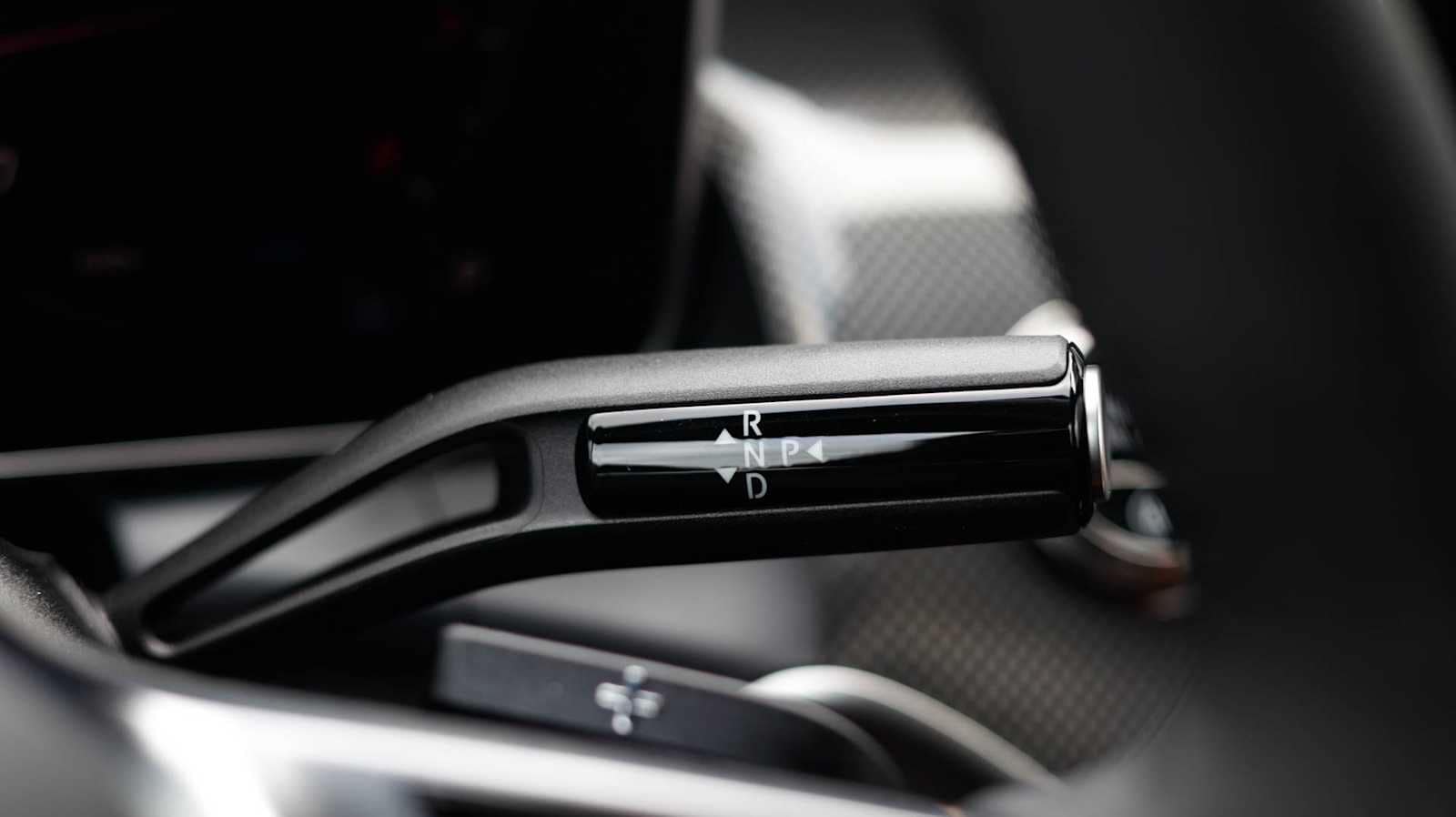 Thumbnail: 2026 Mercedes-Benz GLC - 33