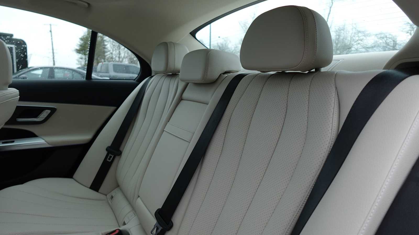 Thumbnail: 2026 Mercedes-Benz E-Class - 40