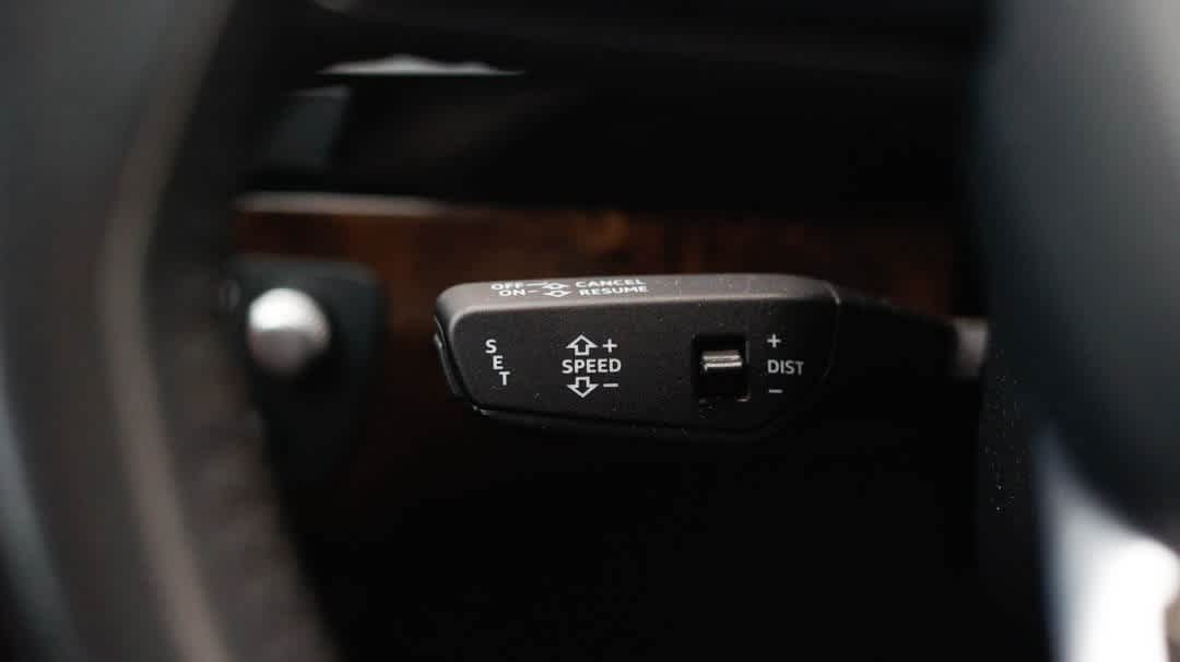 Thumbnail: 2018 Audi Q7 - 40