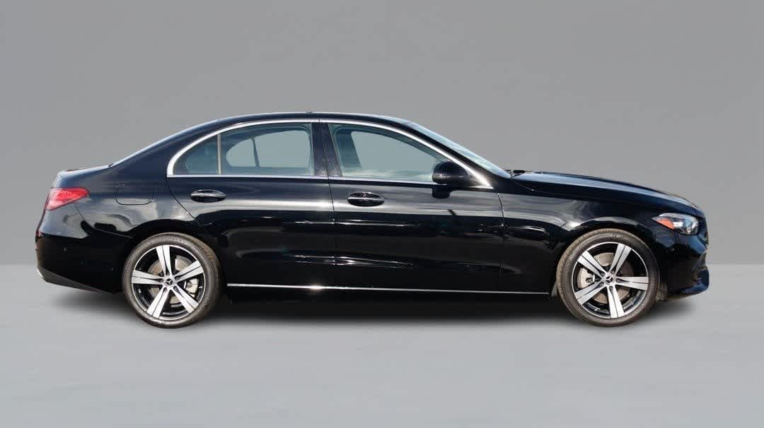 2025 Mercedes Benz C 300 photo 4