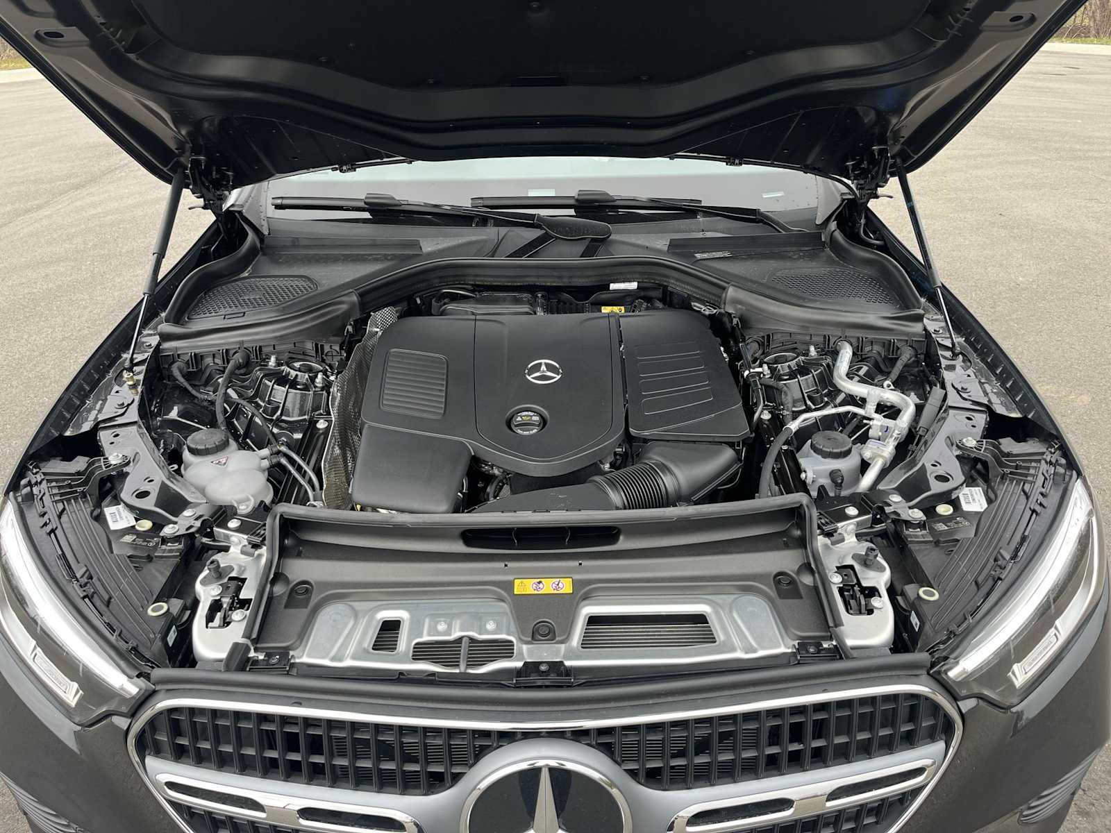 Thumbnail: 2026 Mercedes-Benz GLC - 20