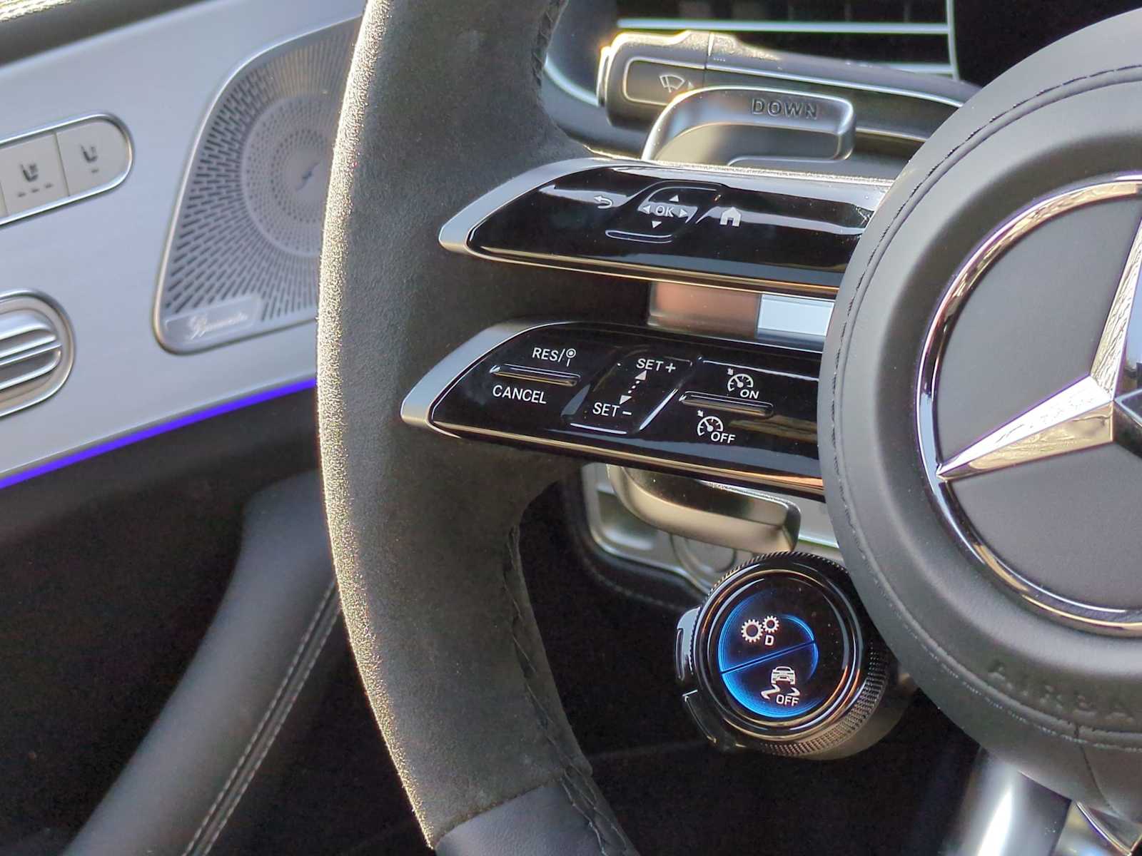 Thumbnail: 2025 Mercedes-Benz GLE - 24