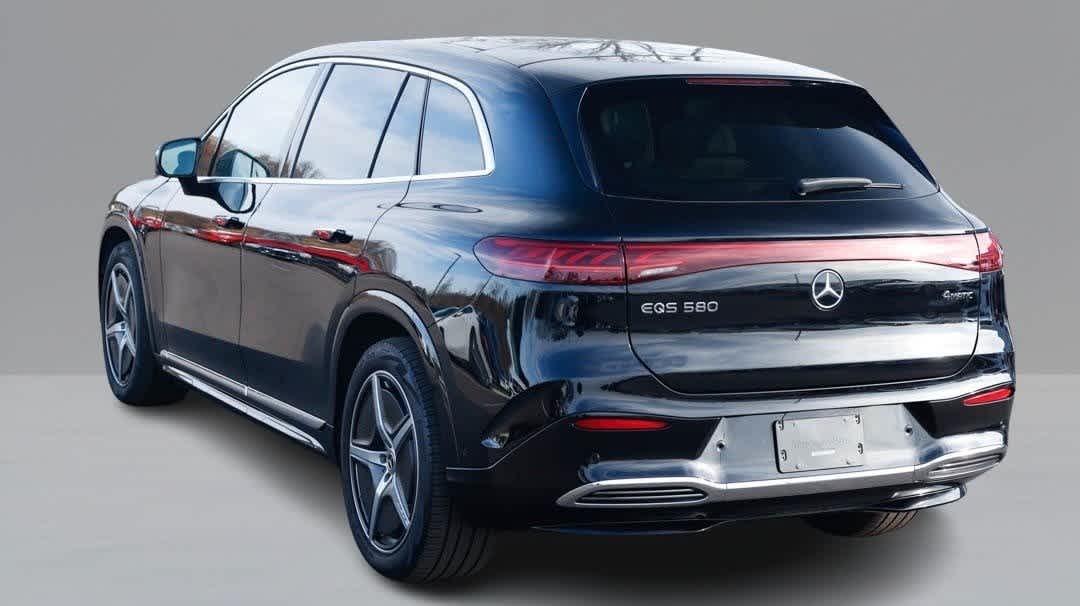 Thumbnail: 2023 Mercedes-Benz EQS - 7