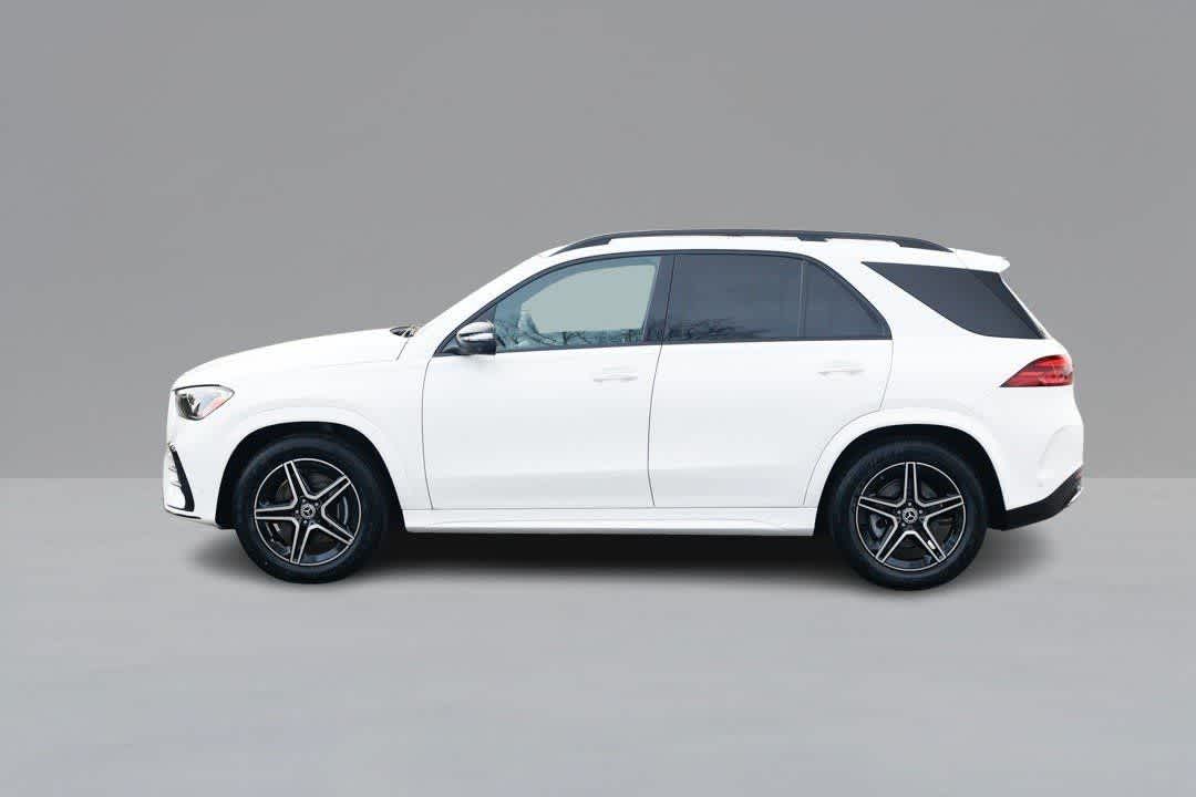 Thumbnail: 2026 Mercedes-Benz GLE - 8