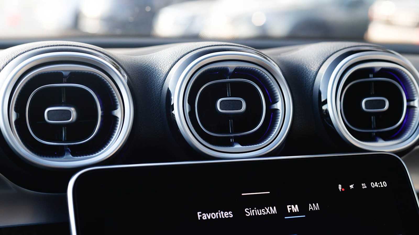 Thumbnail: 2026 Mercedes-Benz GLC - 25