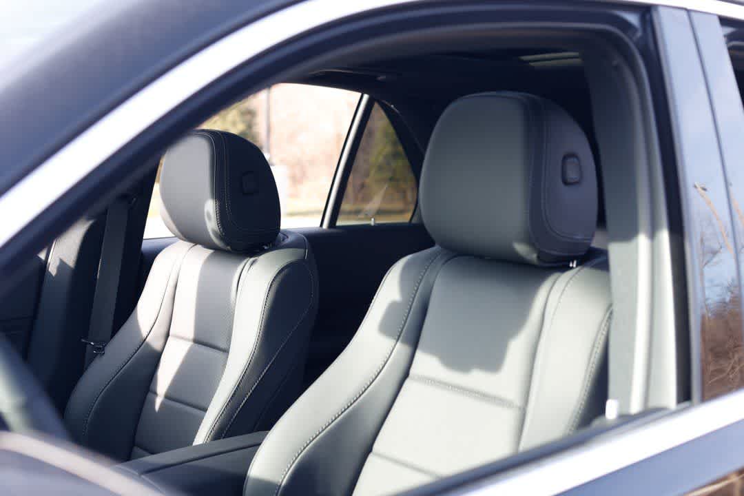 Thumbnail: 2026 Mercedes-Benz GLE - 9