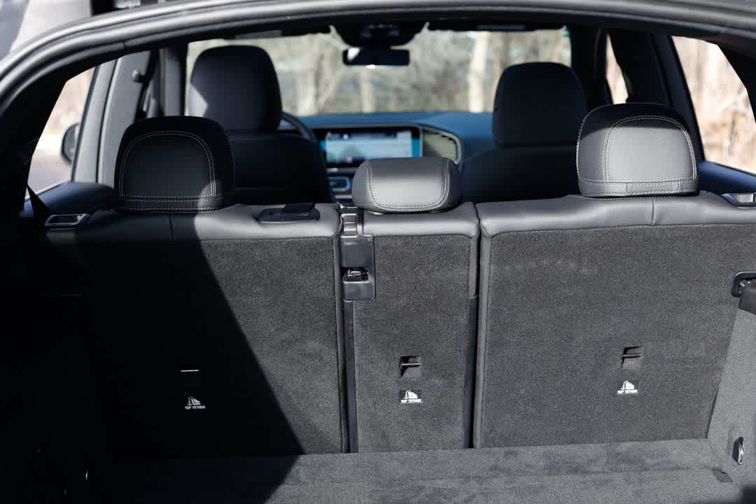 Thumbnail: 2026 Mercedes-Benz GLE - 24