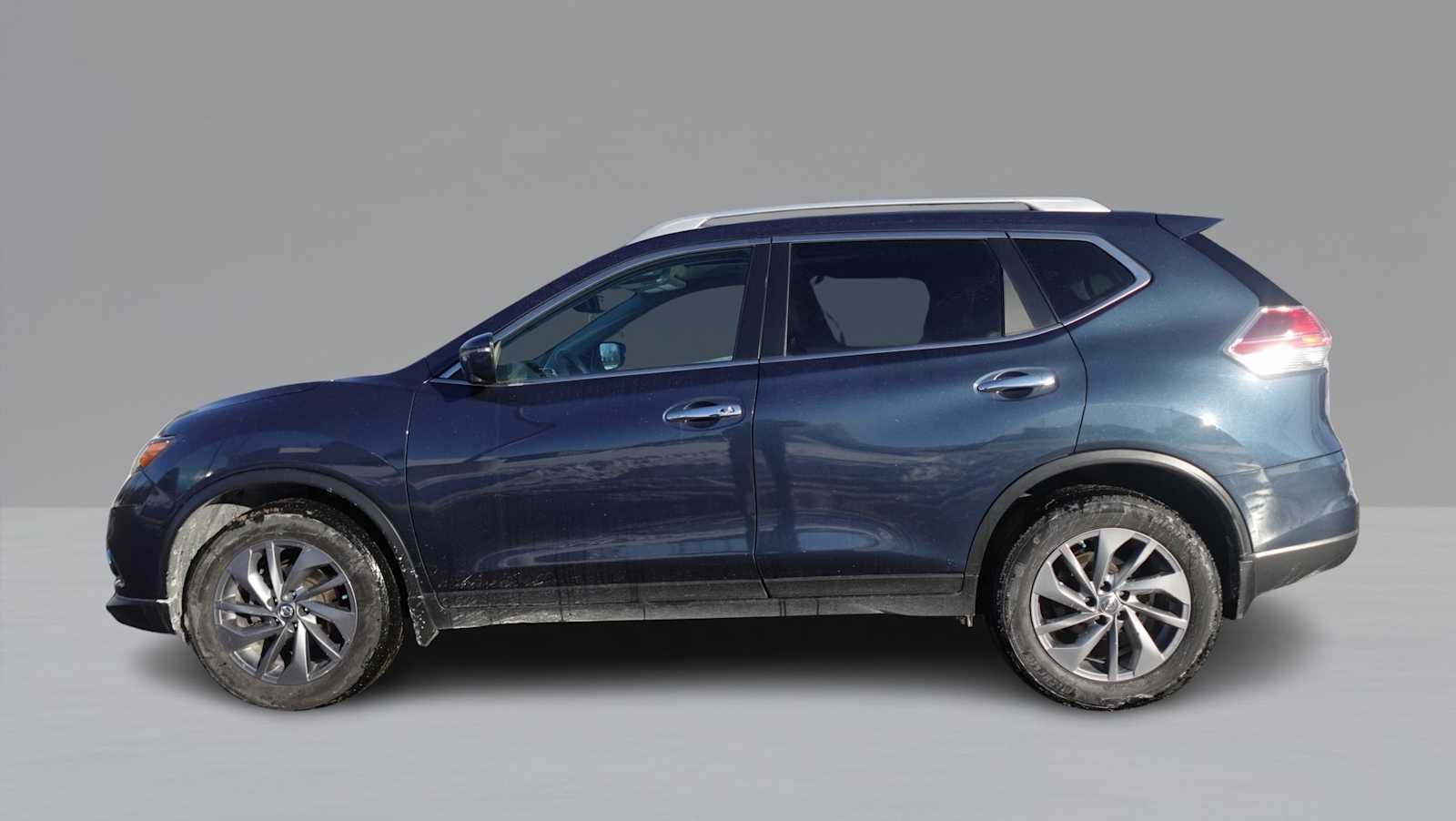 Thumbnail: 2016 Nissan Rogue - 8