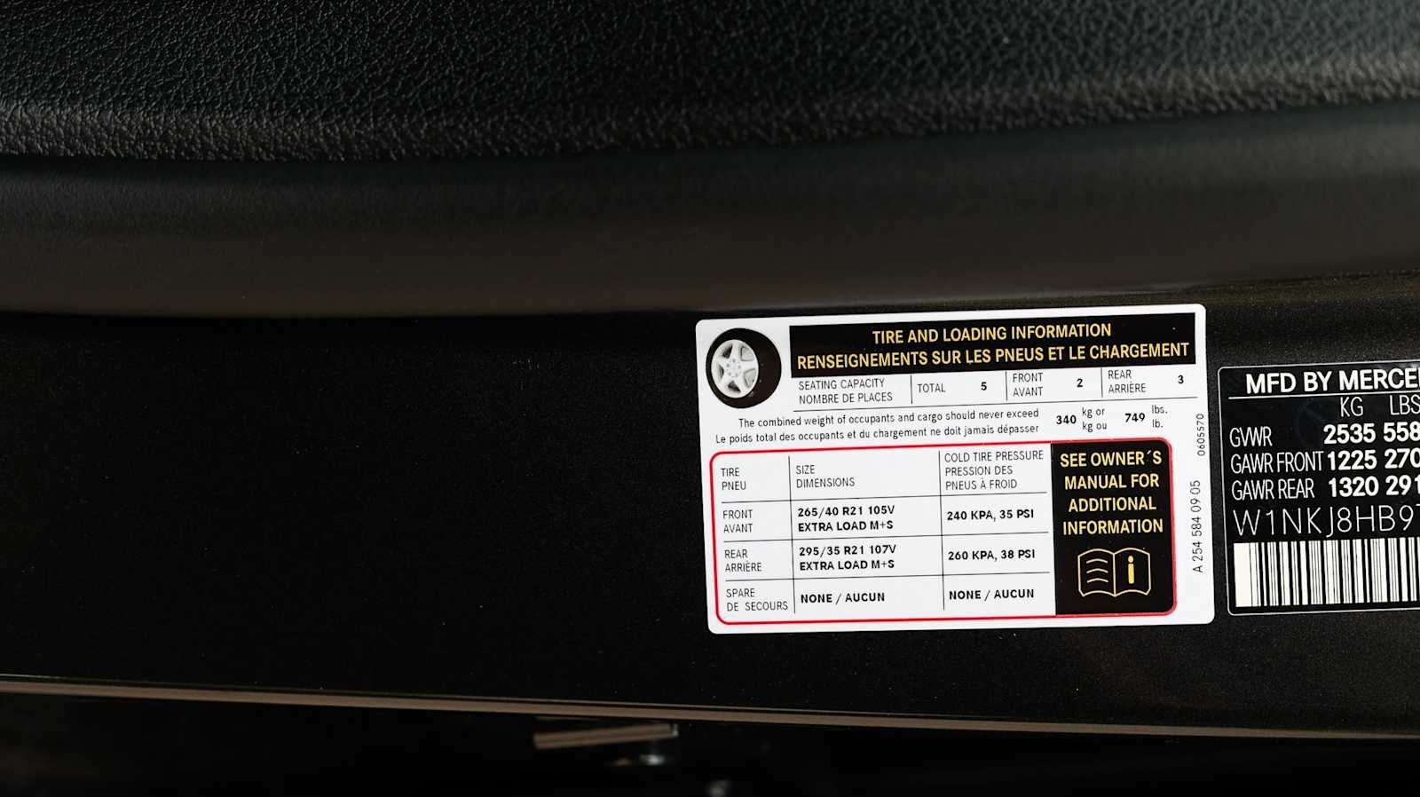 Thumbnail: 2026 Mercedes-Benz GLC - 21