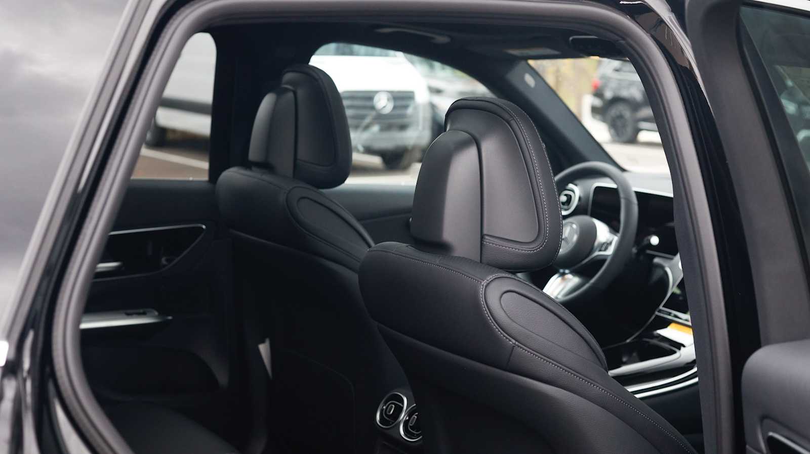 Thumbnail: 2026 Mercedes-Benz GLC - 19