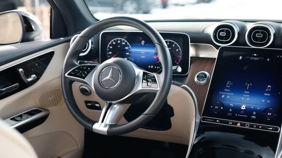 Thumbnail: 2024 Mercedes-Benz GLC - 20