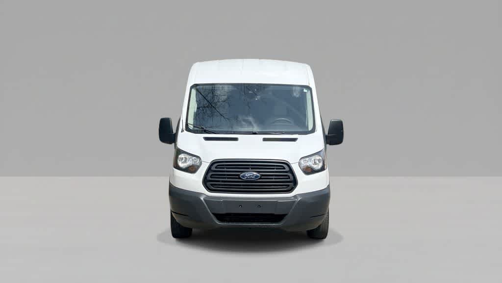 Thumbnail: 2018 Ford Transit Series - 3