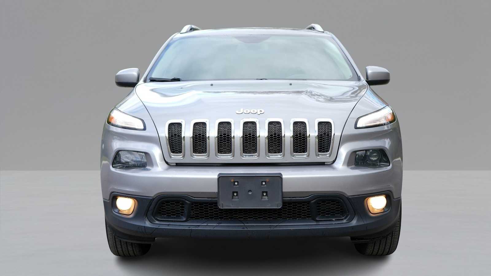 Thumbnail: 2016 Jeep Cherokee - 2