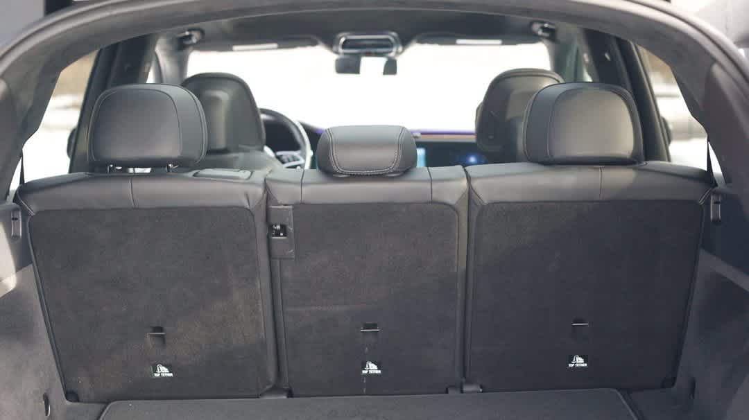 Thumbnail: 2023 Mercedes-Benz EQS - 32