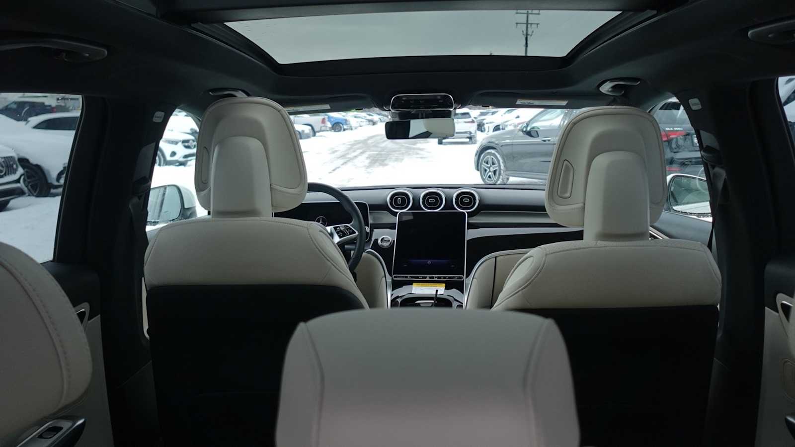 Thumbnail: 2026 Mercedes-Benz GLC - 23