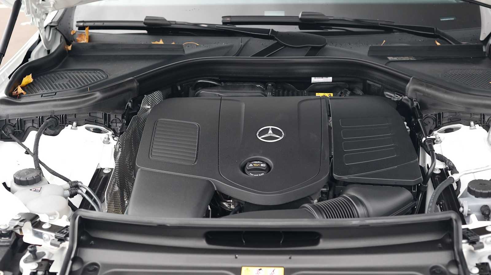 Thumbnail: 2026 Mercedes-Benz GLC - 38