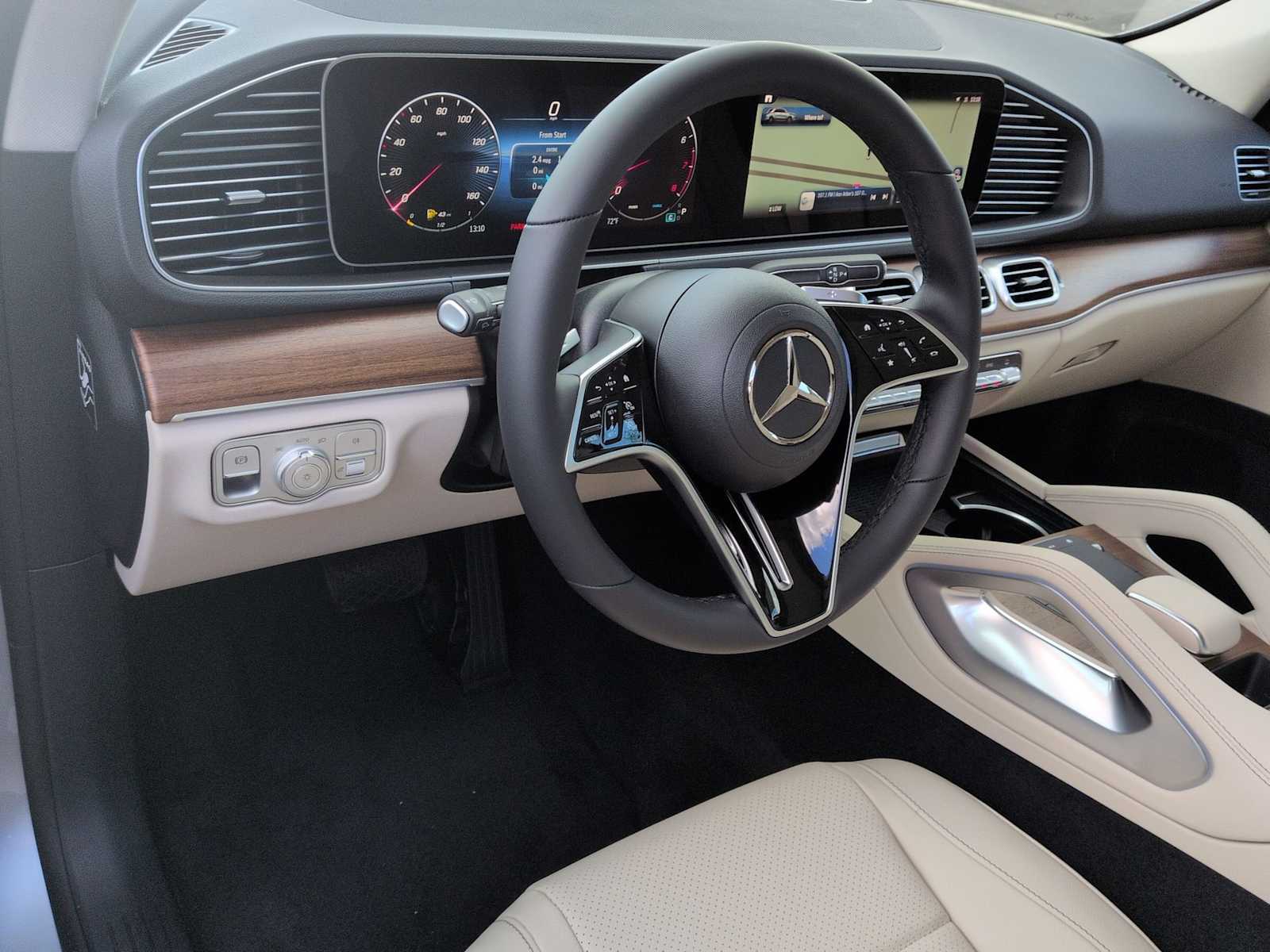 Thumbnail: 2026 Mercedes-Benz GLE - 10