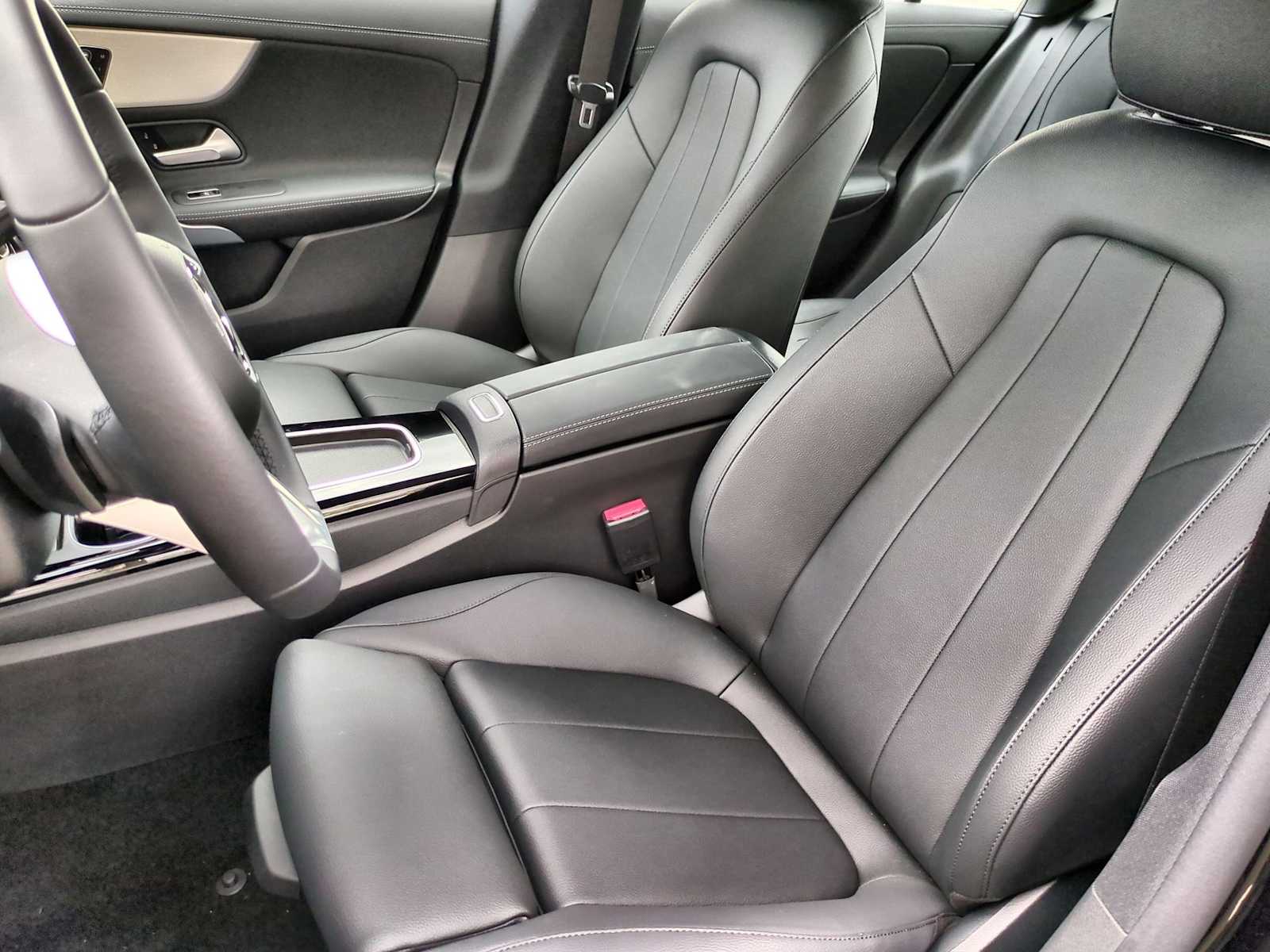 Thumbnail: 2025 Mercedes-Benz CLA - 16